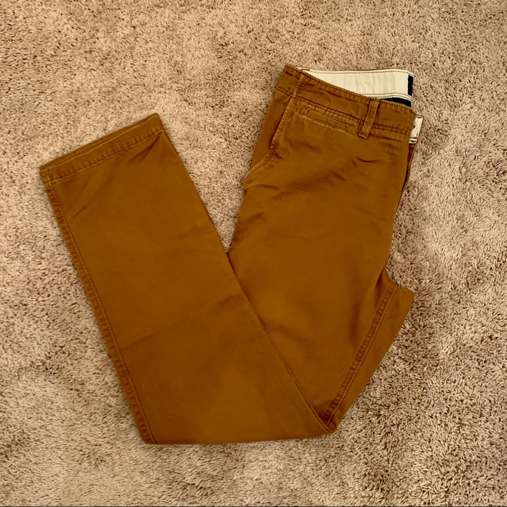 American Eagle Loose Fit Khaki
